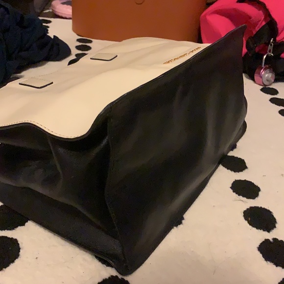 Authentic Marc by Marc Jacobs bag - Picture 5 of 14